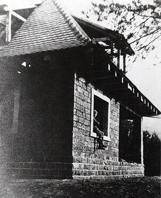 Hütte, fertiger Rohbau